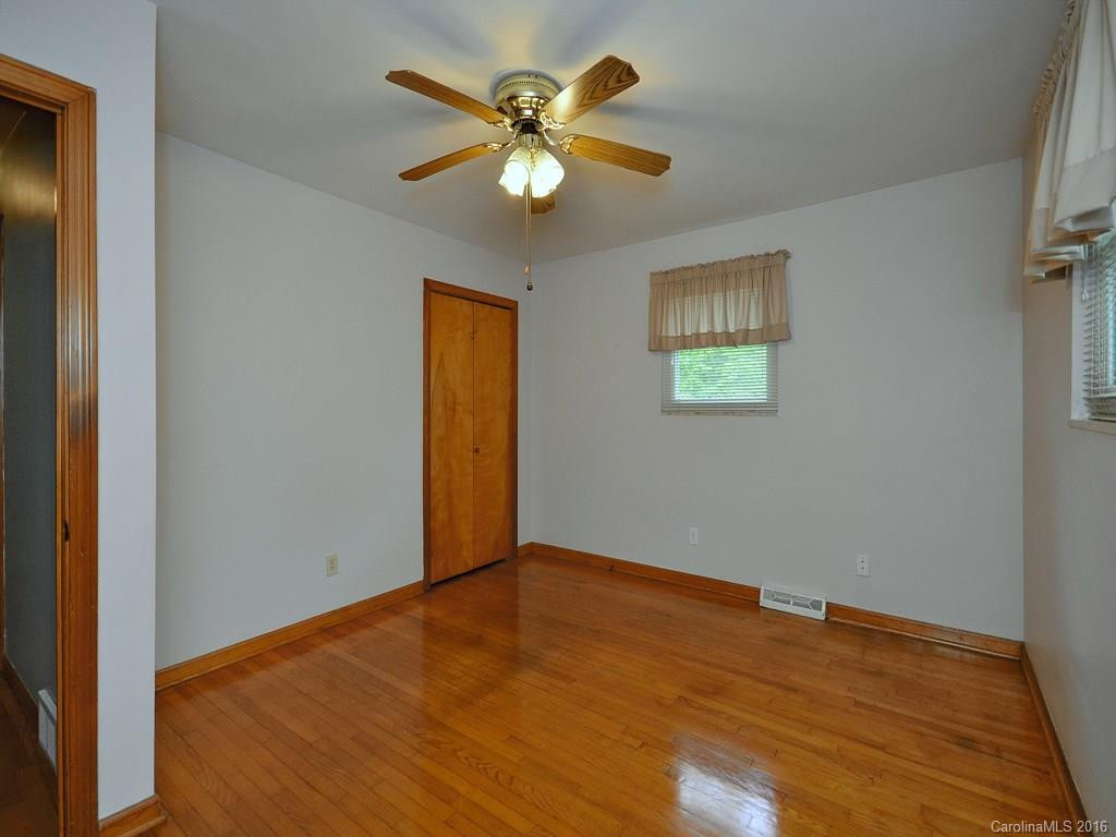 123 Sunset Hill Drive - Photo 10