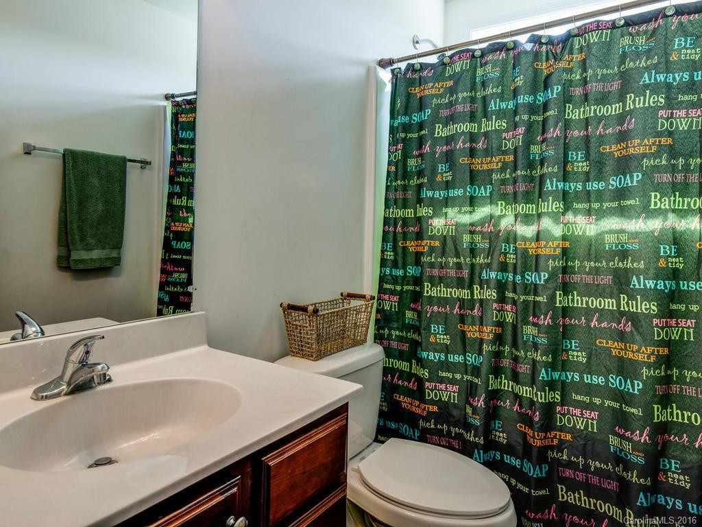 313 Roanoke Road - Photo 13