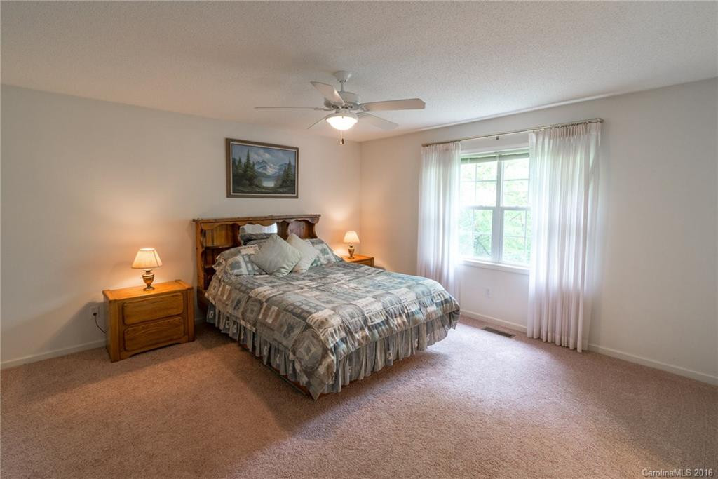 46 Red Maple Drive - Photo 14
