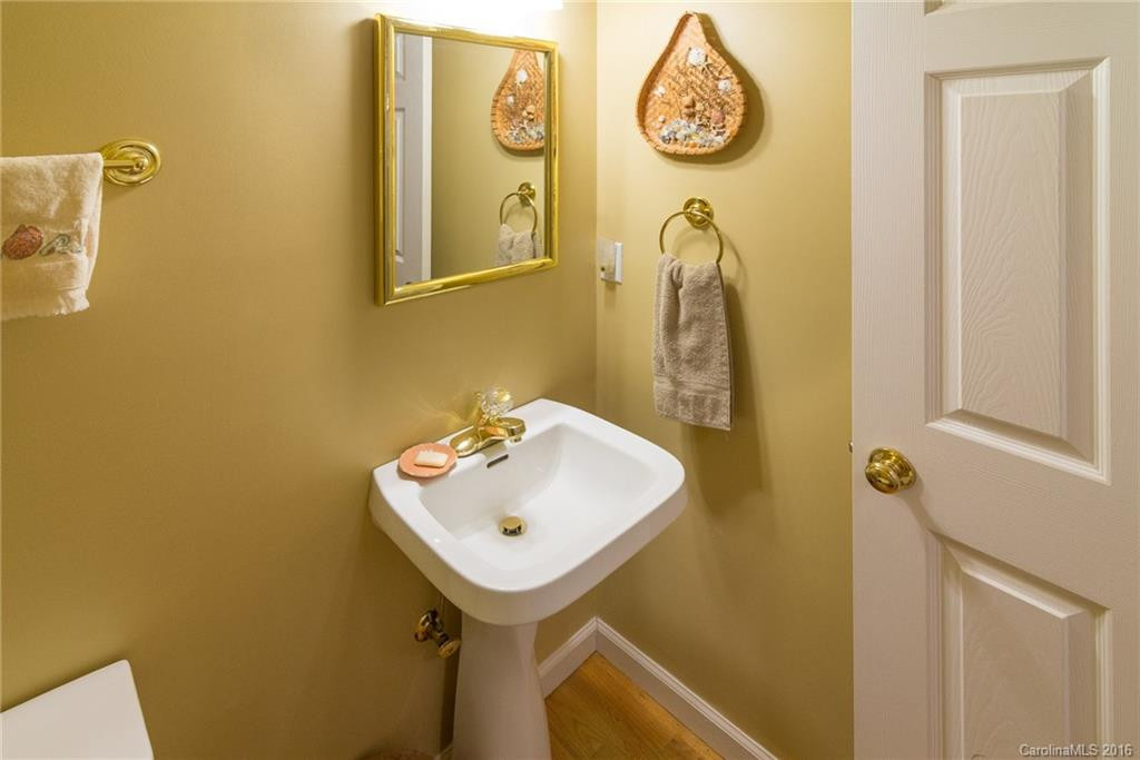 46 Red Maple Drive - Photo 17