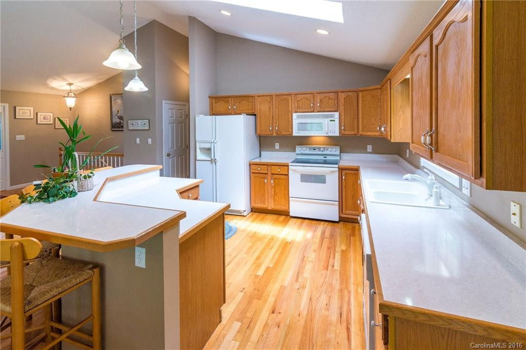 46 Red Maple Drive - Photo 10