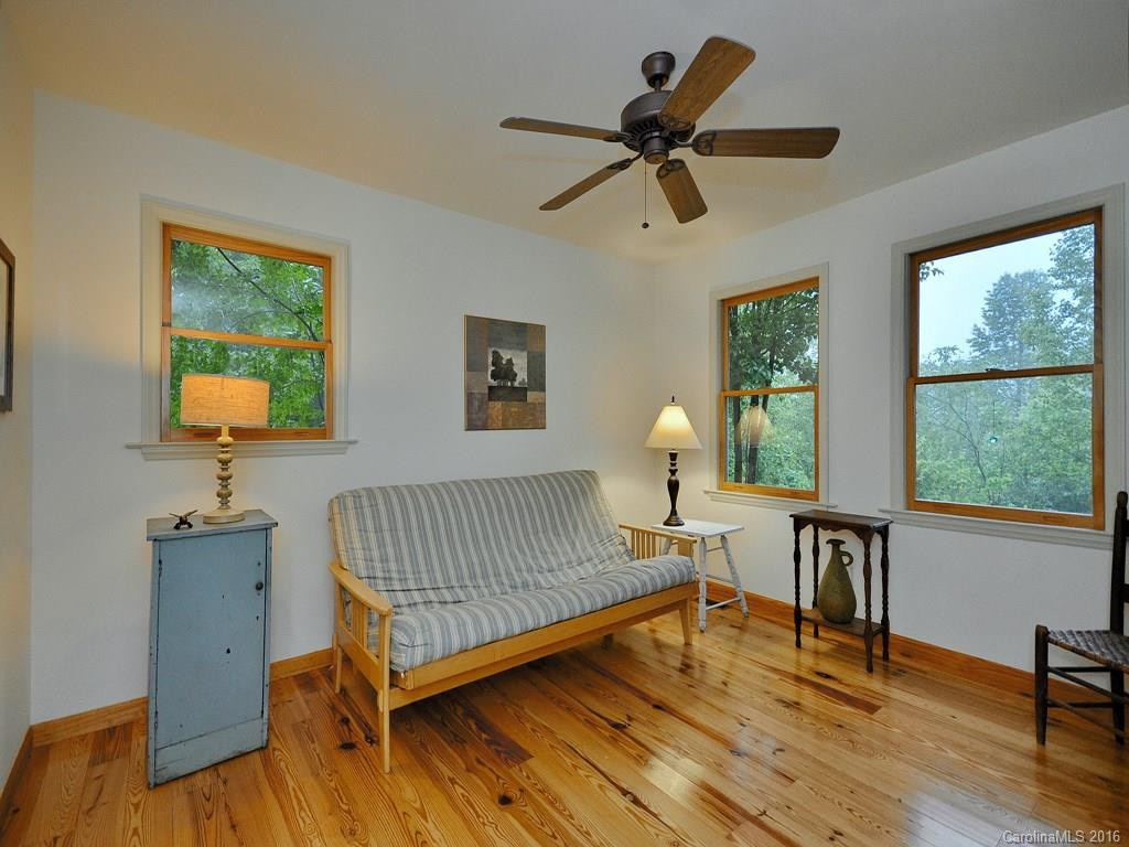 144 Sienna Road - Photo 8