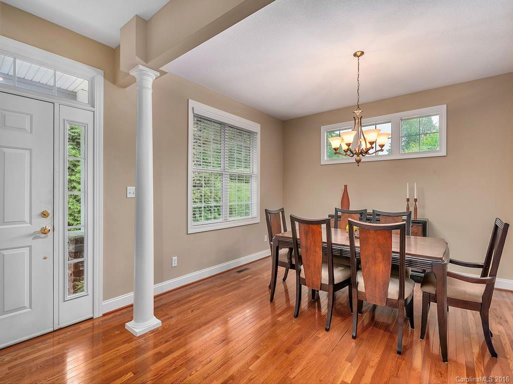 38 Green Meadow Court - Photo 2