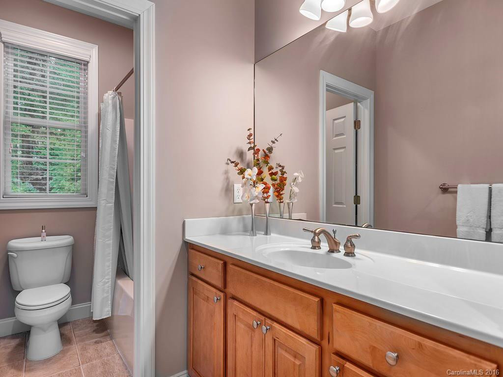 38 Green Meadow Court - Photo 15