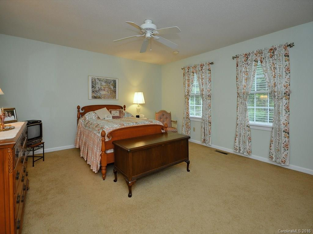 2681 Middleton Circle - Photo 11