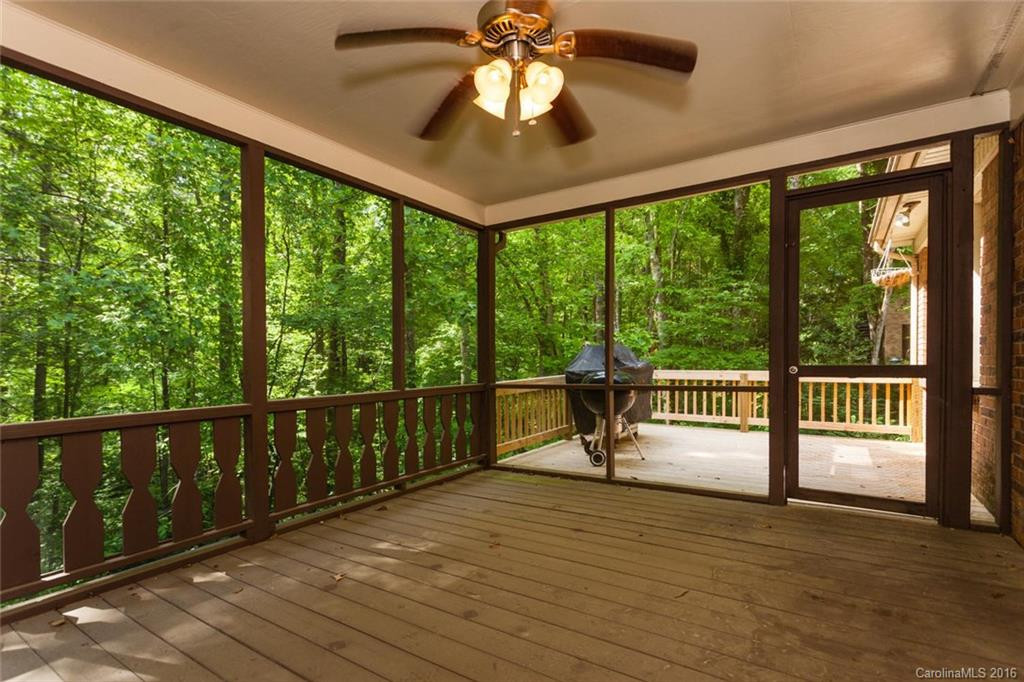 148 Haywood Knolls Drive - Photo 21