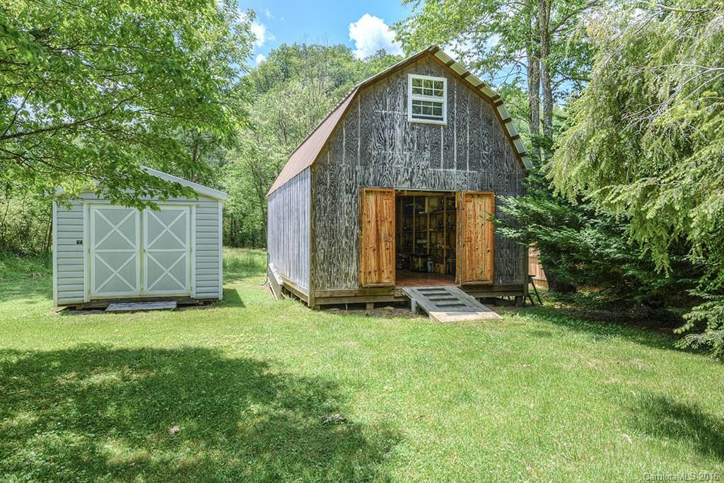 21 Tobacco Road - Photo 18