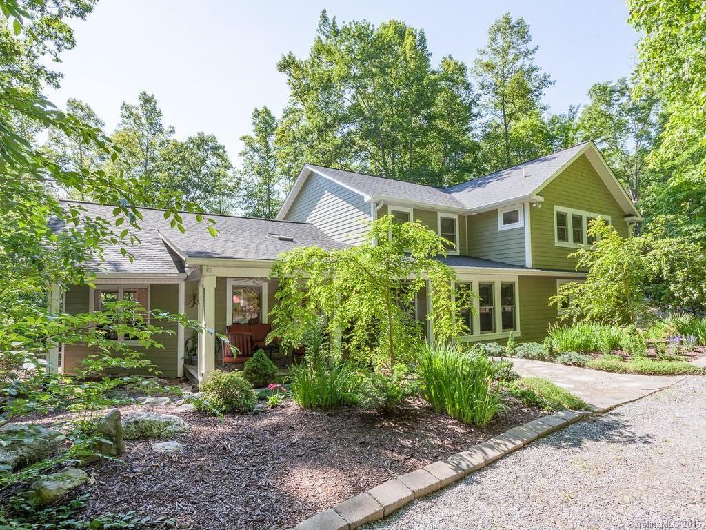 310 Lower Loop Drive