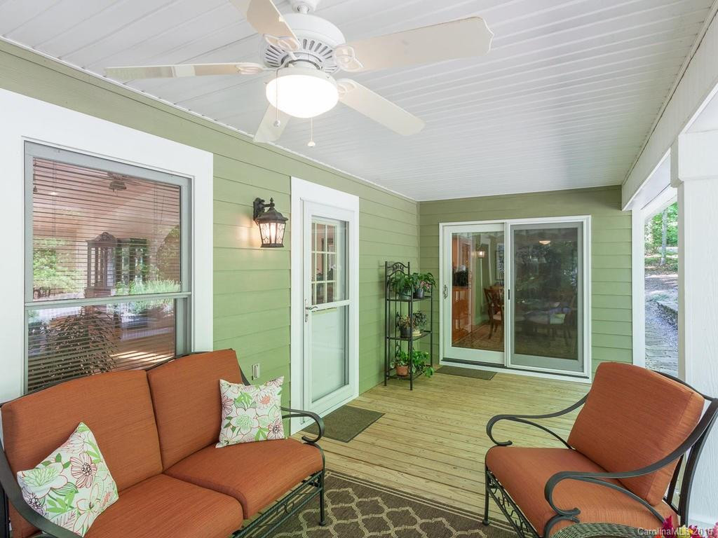 310 Lower Loop Drive - Photo 2