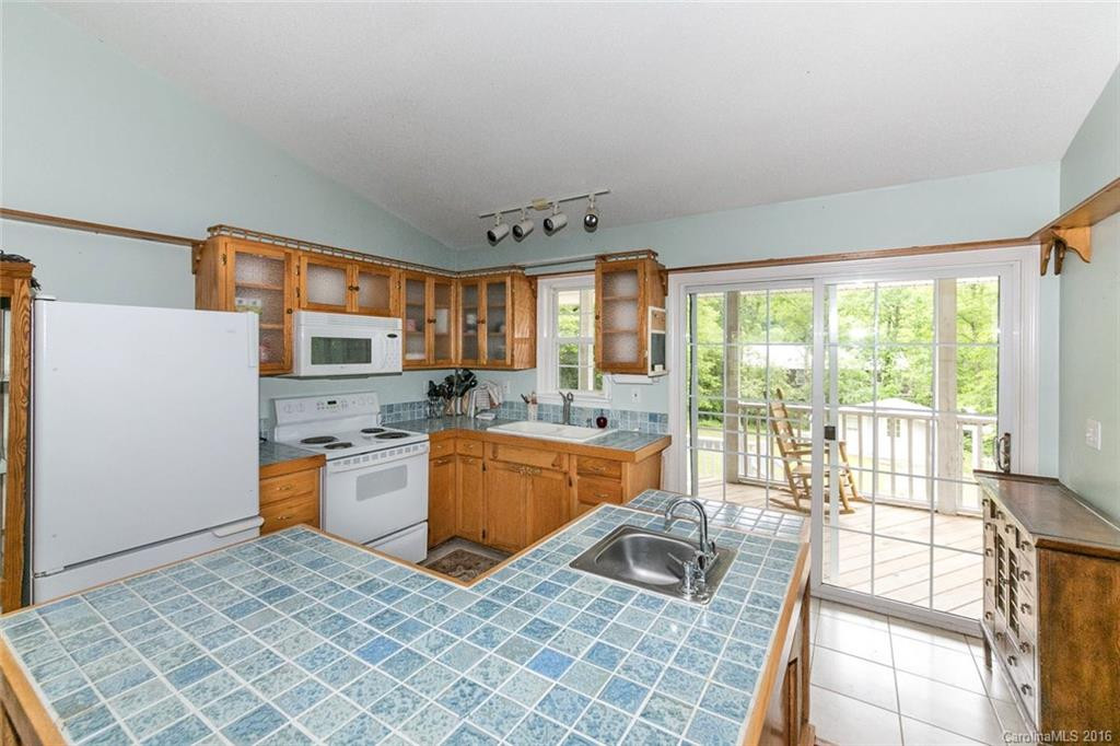 106 Freeman Knolls Drive #4 - Photo 5