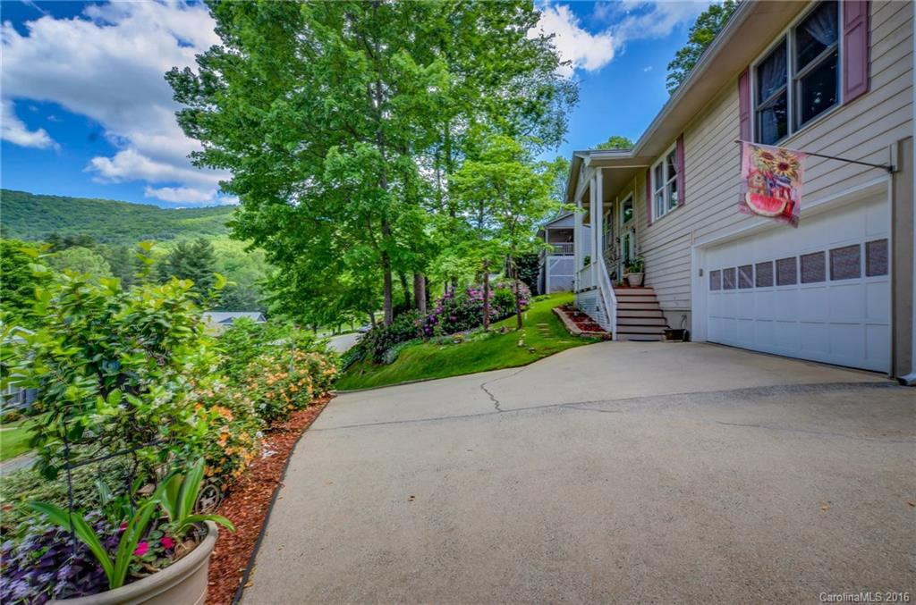 12 Simpson Hollow Road - Photo 2