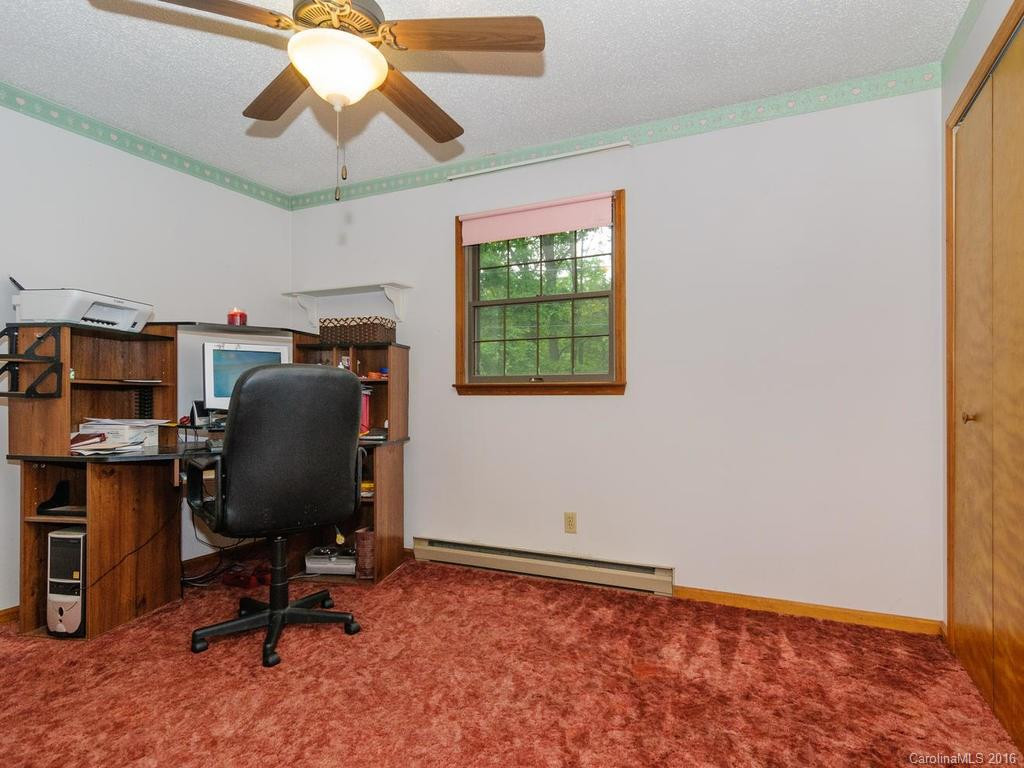 510 Huntinggreen Drive - Photo 12