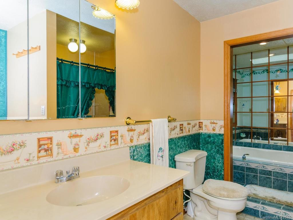 510 Huntinggreen Drive - Photo 9