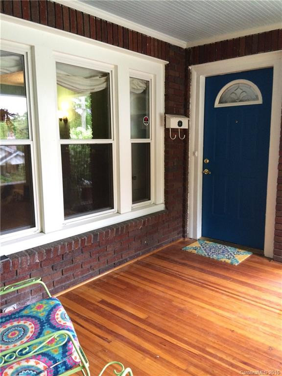 77 Mitchell Avenue - Photo 2