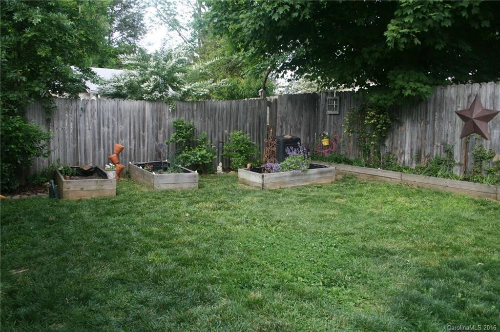 77 Mitchell Avenue - Photo 17