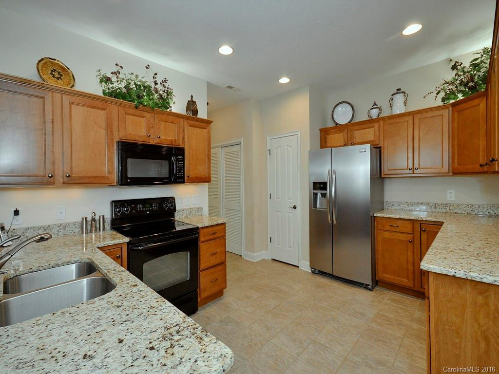 59 Mountain Meadow Circle #- - Photo 7
