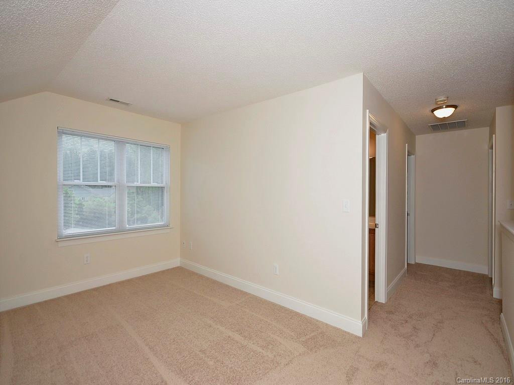 64 Fox Briar Drive #- - Photo 13