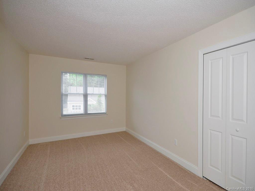 64 Fox Briar Drive #- - Photo 10