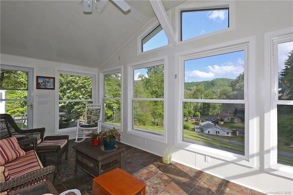 2365 Beaverdam Road - Photo 2