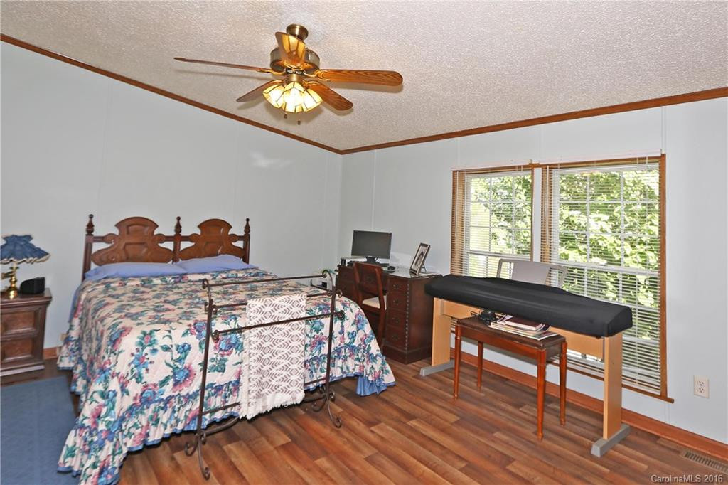 2365 Beaverdam Road - Photo 12