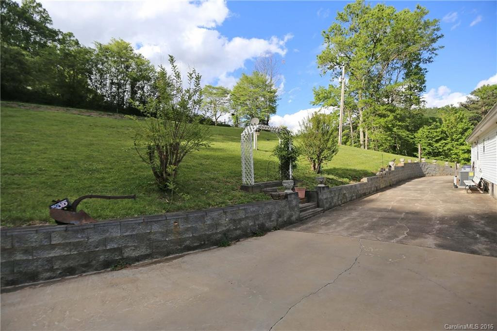 2365 Beaverdam Road - Photo 4