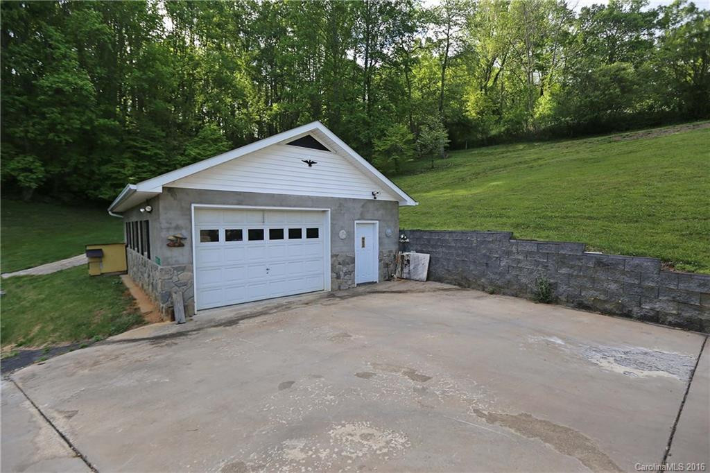 2365 Beaverdam Road - Photo 5