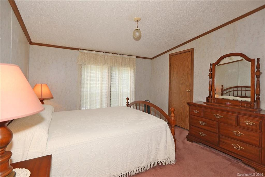 2365 Beaverdam Road - Photo 6