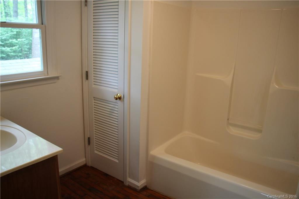 4 Pear Hill Road - Photo 9