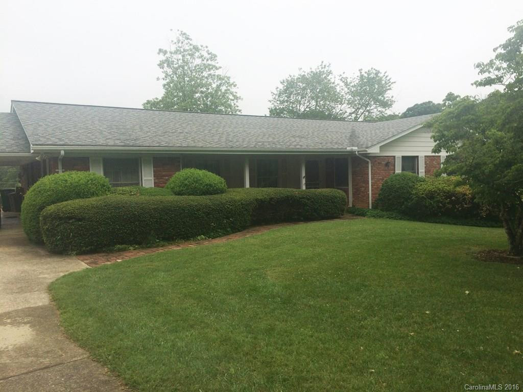 35 Enka Lake Lane