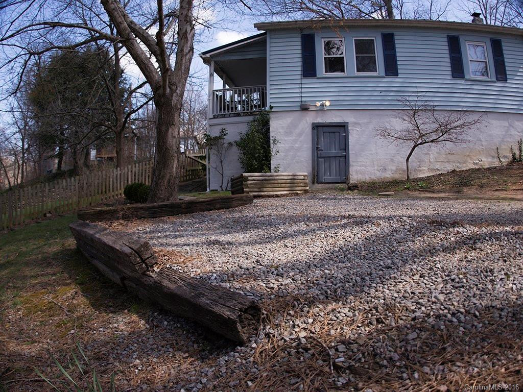 6 Arbutus Road - Photo 4