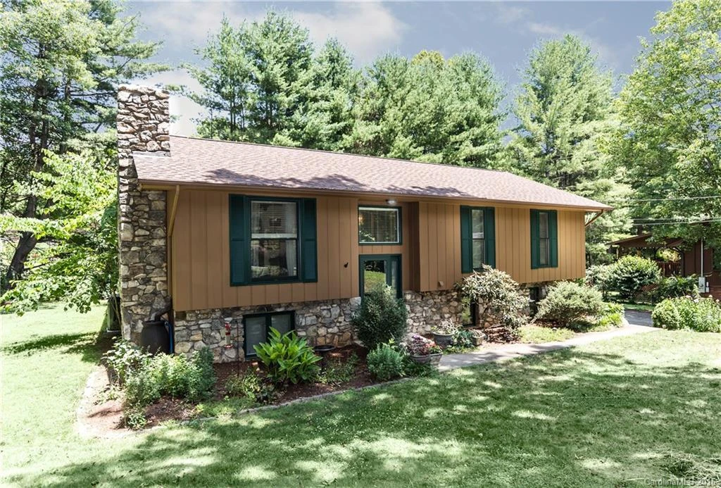 337 Woody Lane
