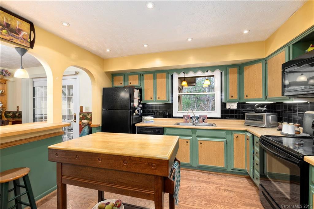 337 Woody Lane - Photo 11
