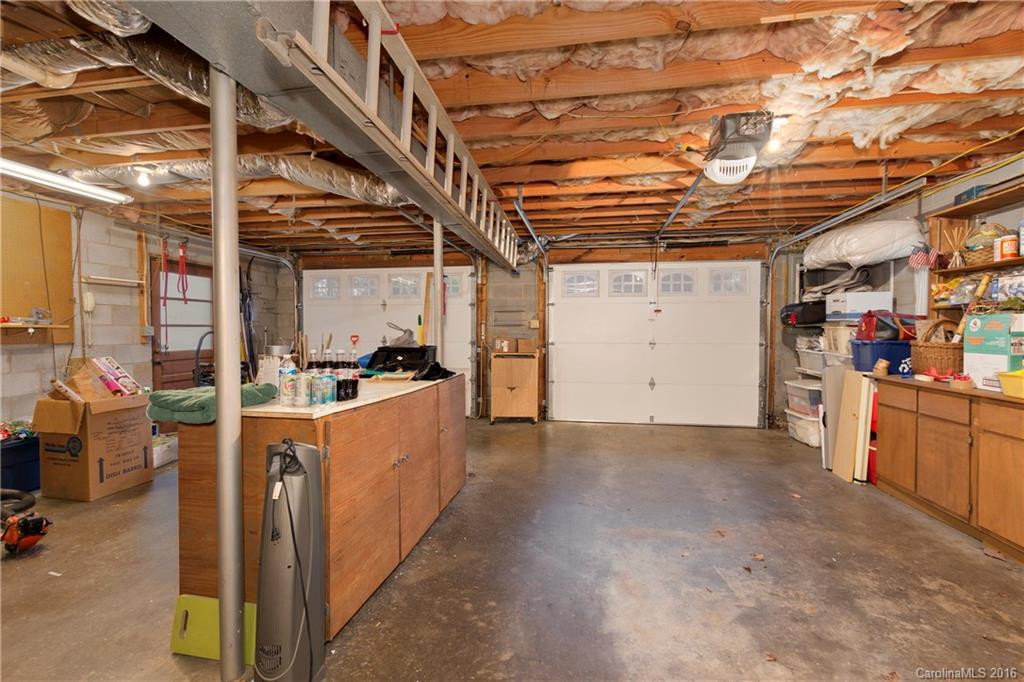 337 Woody Lane - Photo 20