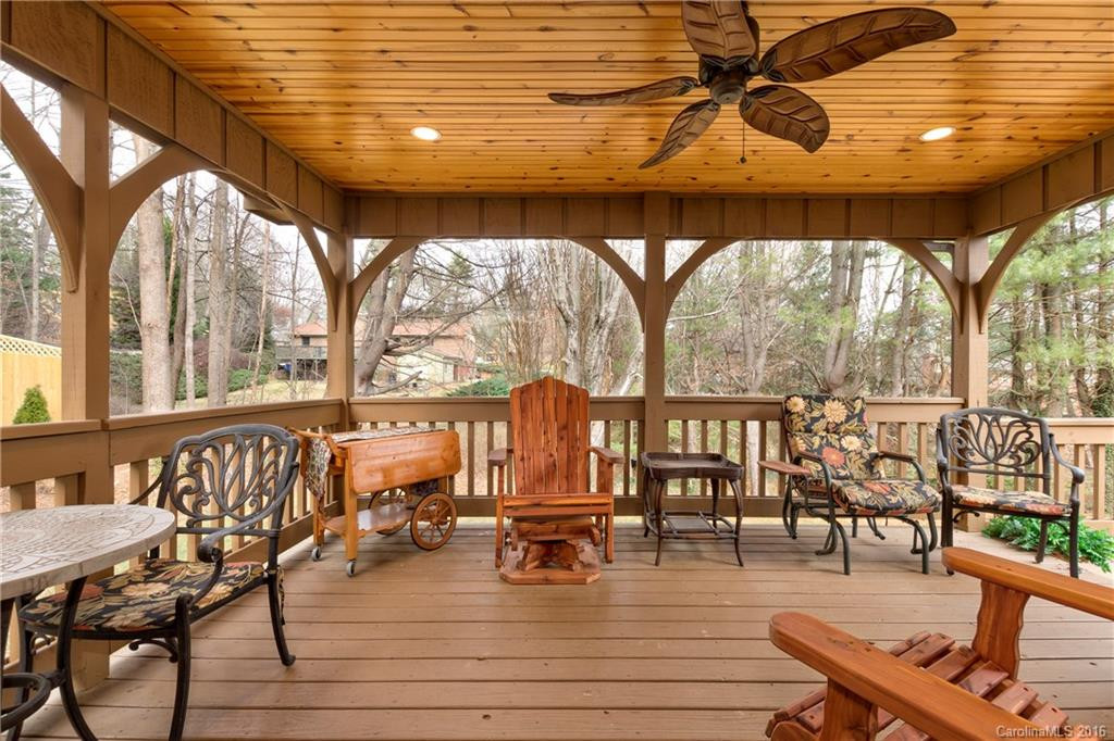 337 Woody Lane - Photo 22