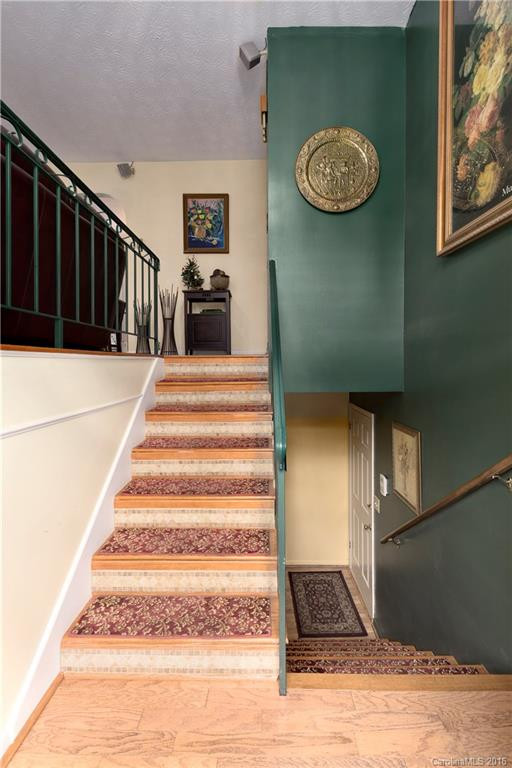337 Woody Lane - Photo 7