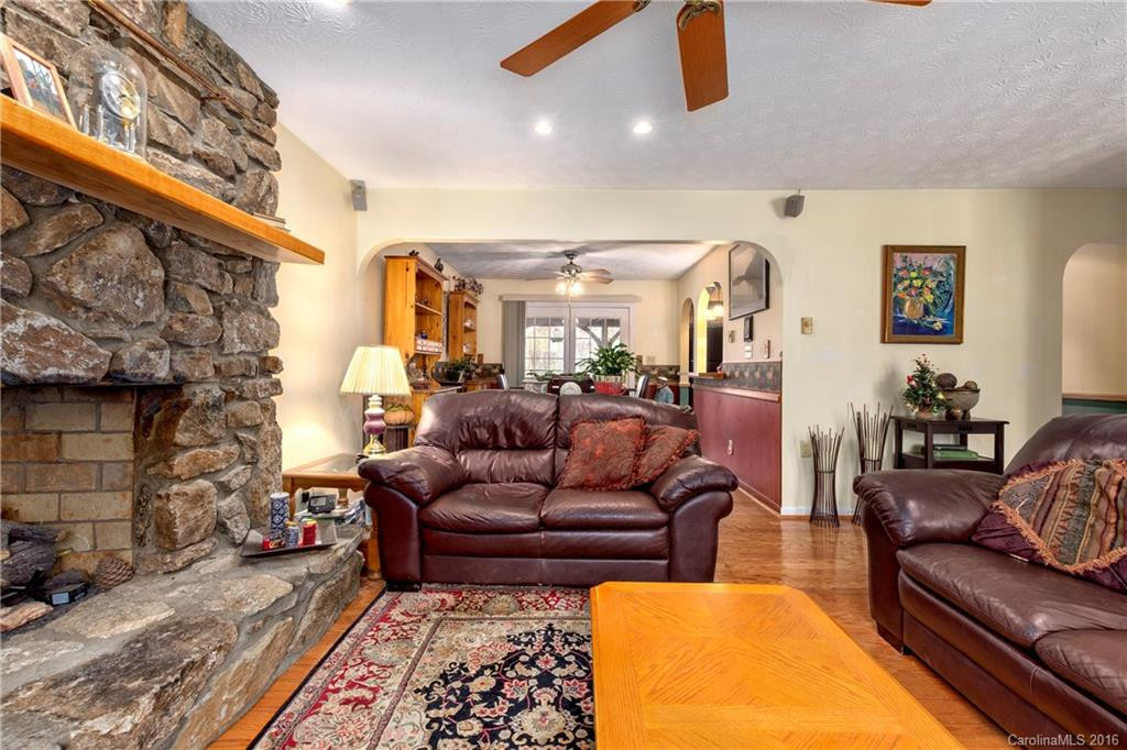 337 Woody Lane - Photo 9