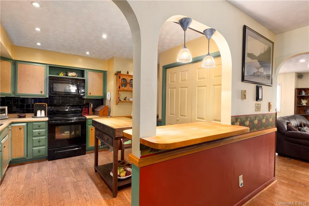 337 Woody Lane - Photo 10