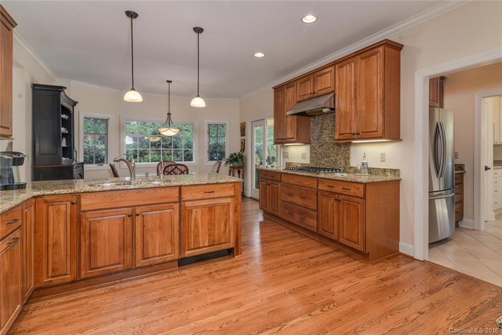 201 Teaberry Lane - Photo 7