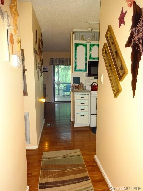 26 Pine Oak Circle #306 - Photo 4
