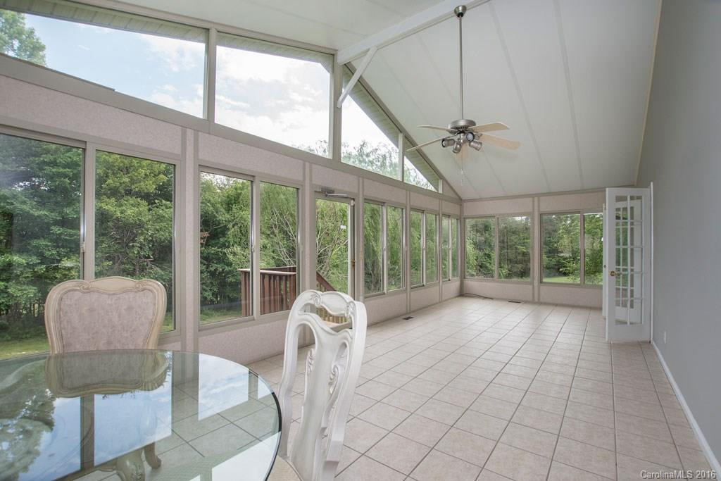17 Country Spring Drive - Photo 12