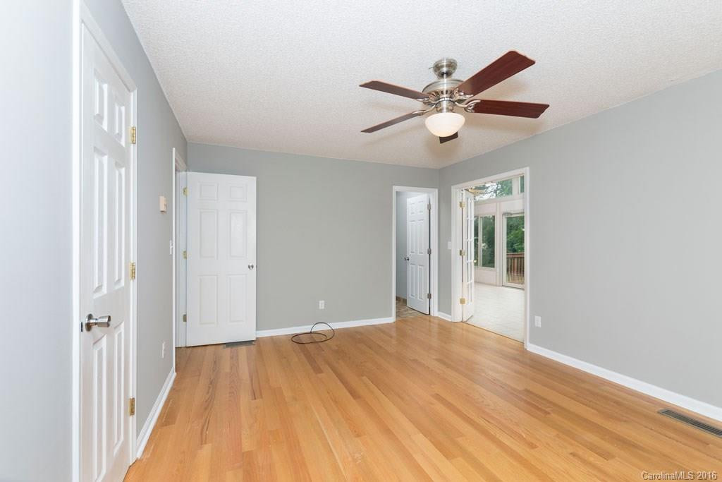 17 Country Spring Drive - Photo 15