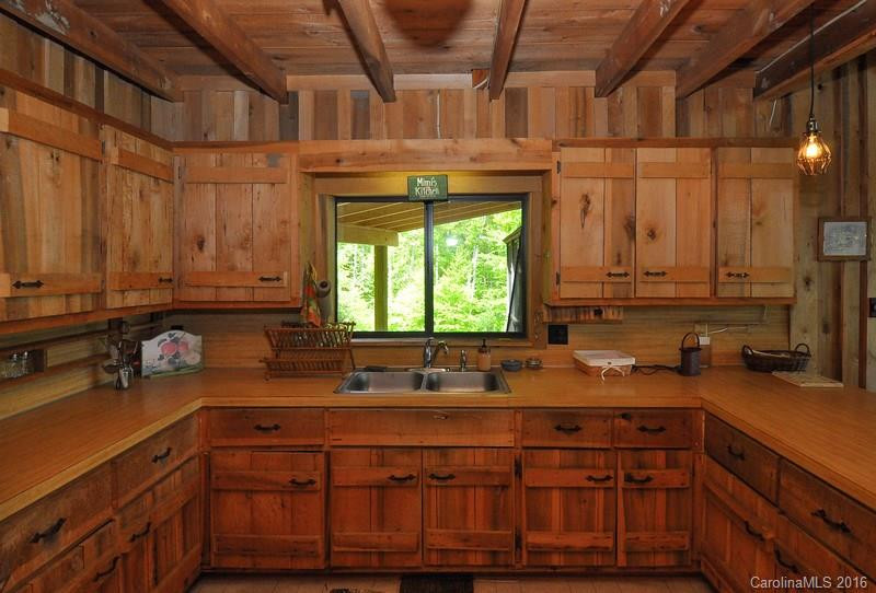 1035 Moonshine Mountain Road - Photo 12