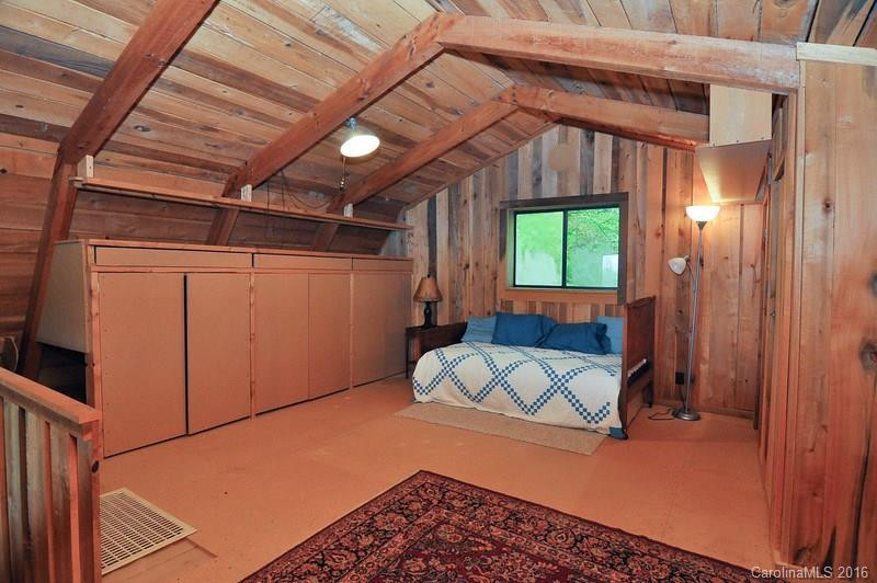 1035 Moonshine Mountain Road - Photo 14