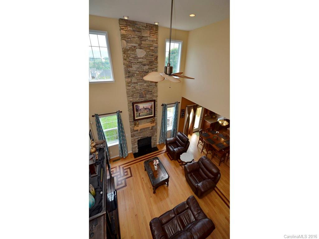 6 Dansford Lane - Photo 2