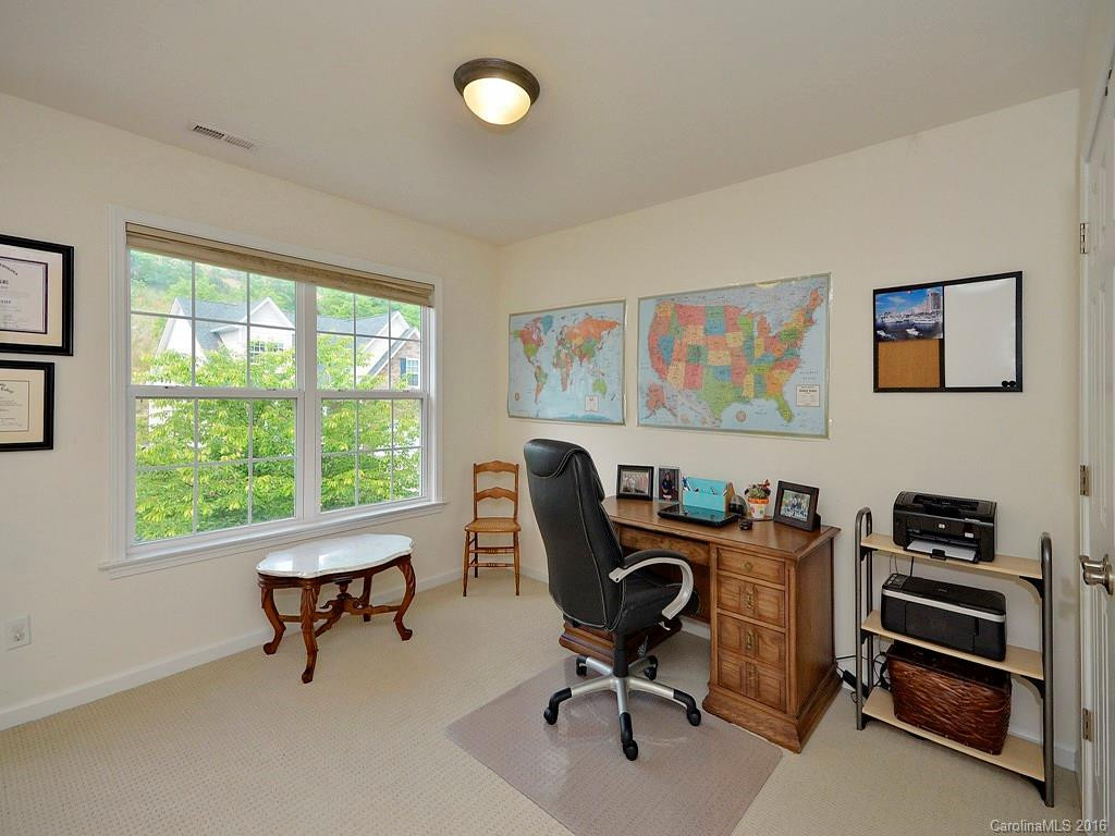 6 Dansford Lane - Photo 12