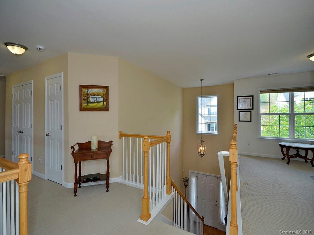 6 Dansford Lane - Photo 13