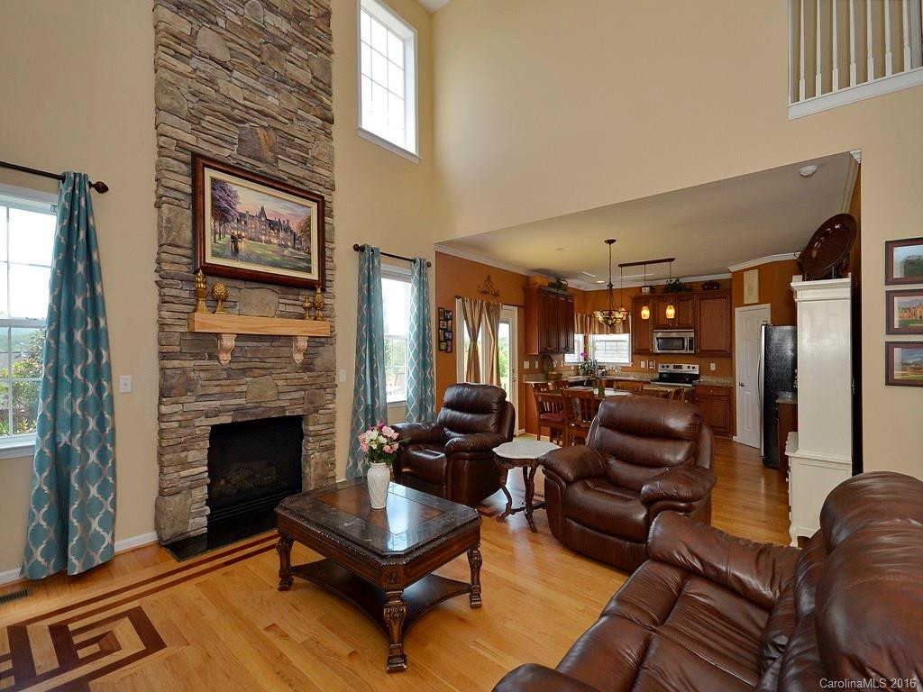 6 Dansford Lane - Photo 4