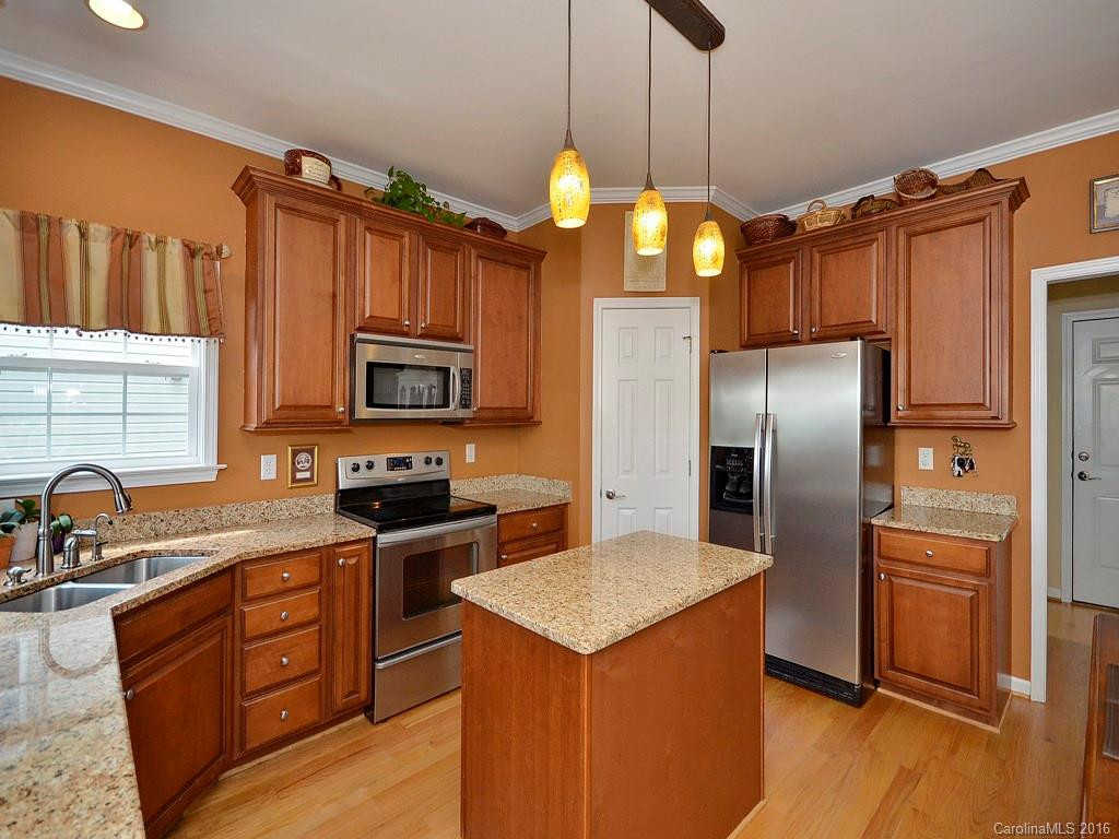 6 Dansford Lane - Photo 10