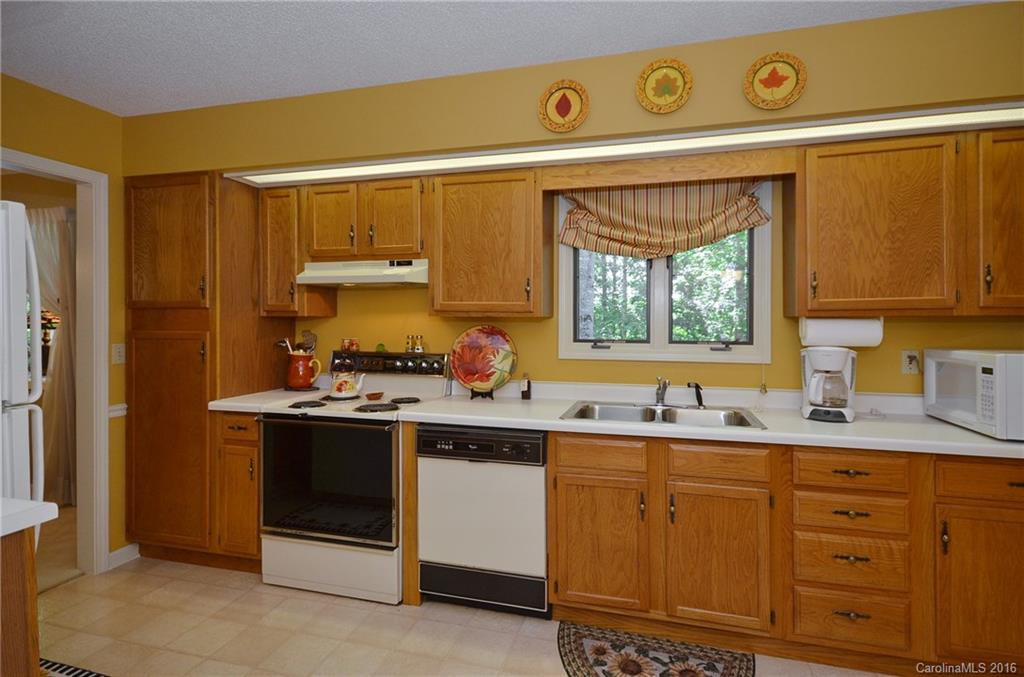 2000 Golfside Lane #1 - Photo 11