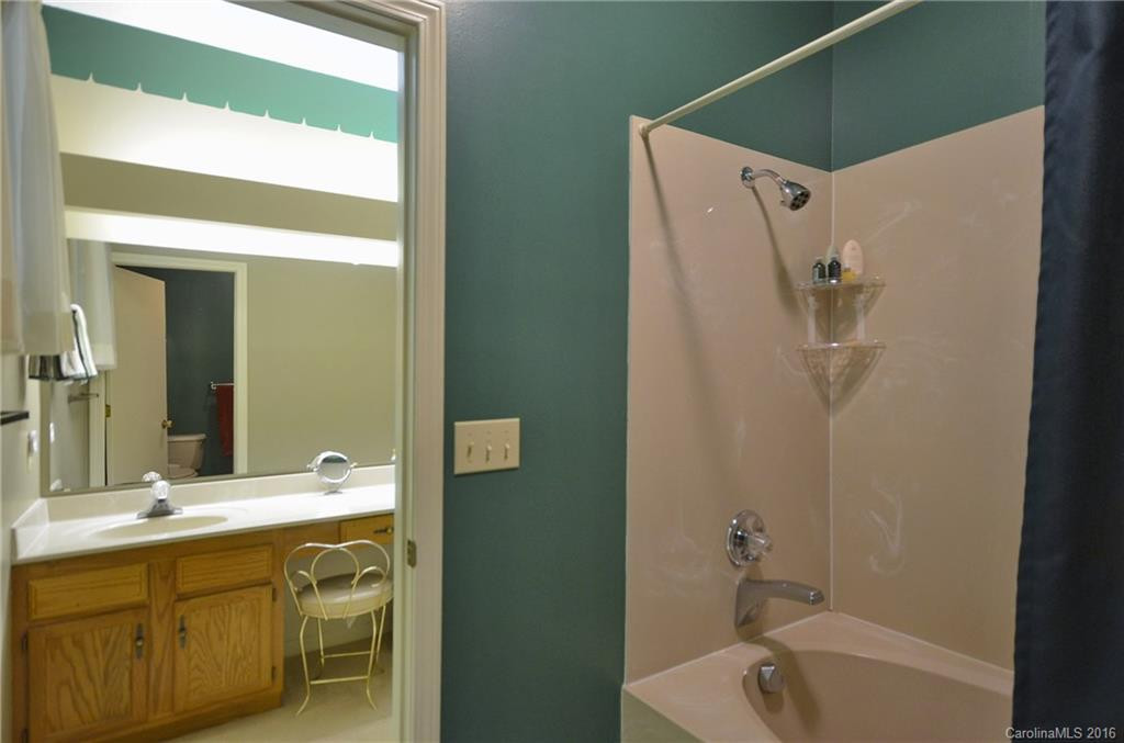 2000 Golfside Lane #1 - Photo 14